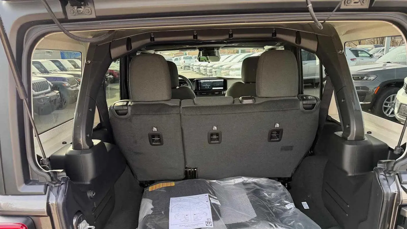 2026 Jeep Wrangler Sport