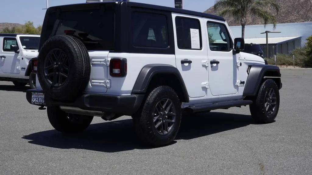 2025 Jeep Wrangler Sport