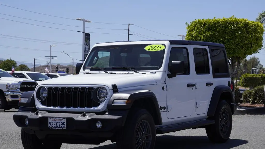 2025 Jeep Wrangler Sport