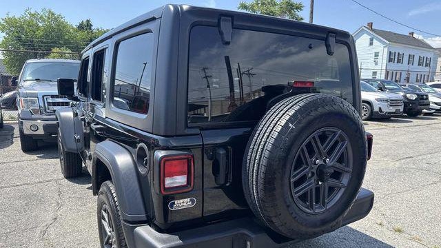 2024 Jeep Wrangler Sport