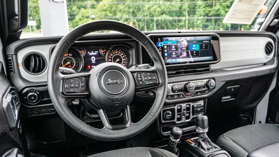 2025 Jeep Wrangler Sport S