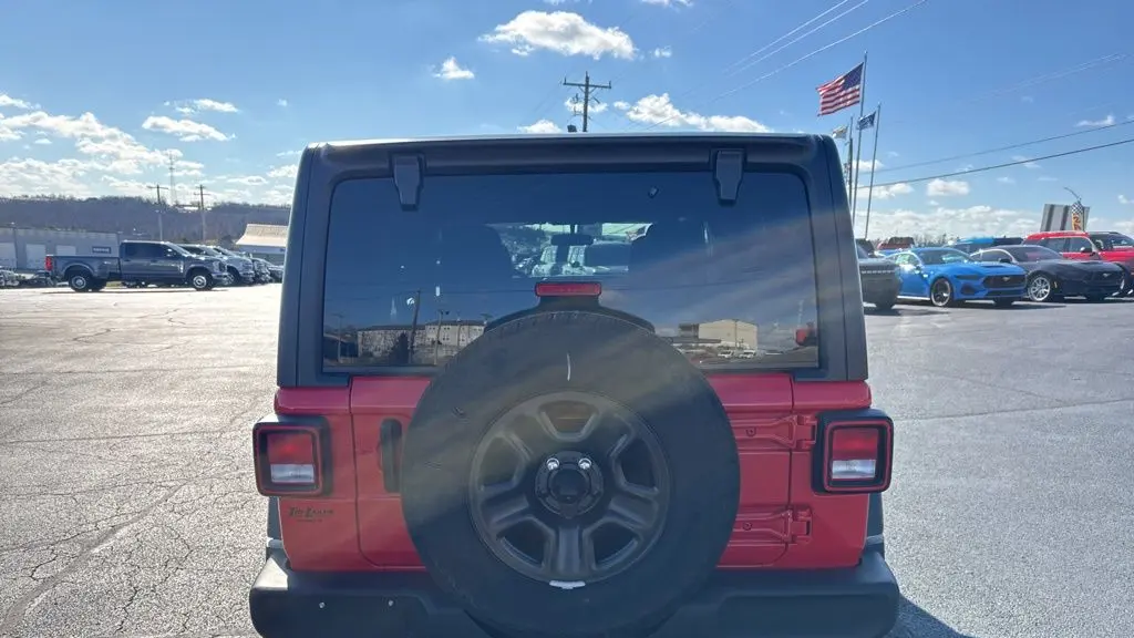 2025 Jeep Wrangler Sport