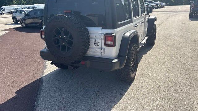 2024 Jeep Wrangler Willys