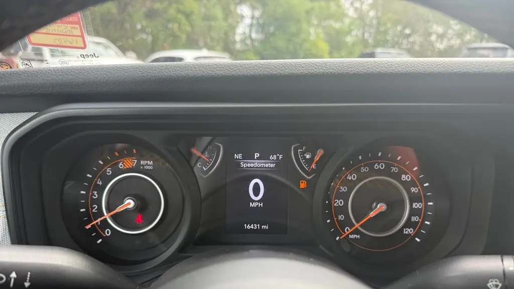 2024 Jeep Wrangler Sport
