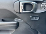 2024 Wrangler Thumbnail 12
