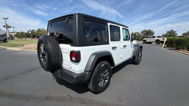 2024 Jeep Wrangler - $29,995