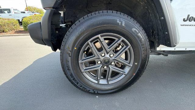 2024 Jeep Wrangler - $29,995