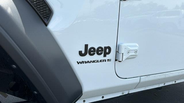 2024 Jeep Wrangler - $29,995