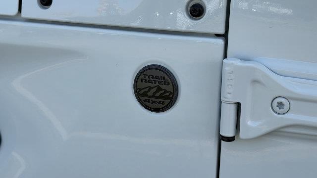 2024 Jeep Wrangler - $29,995