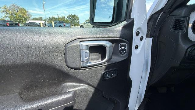 2024 Jeep Wrangler - $29,995