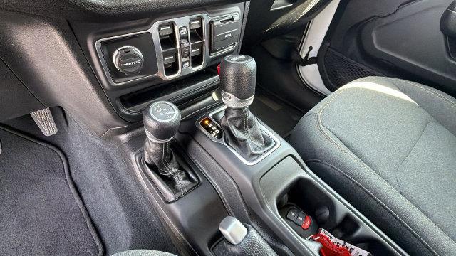 2024 Jeep Wrangler - $29,995