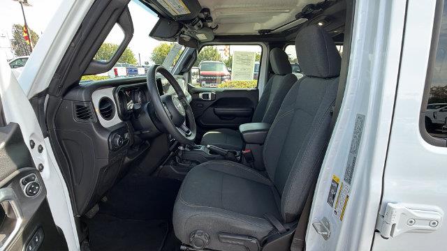 2024 Jeep Wrangler - $29,995