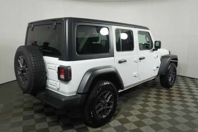 2025 Jeep Wrangler - $28,000