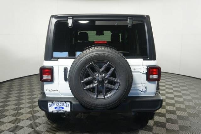 2025 Jeep Wrangler - $28,000