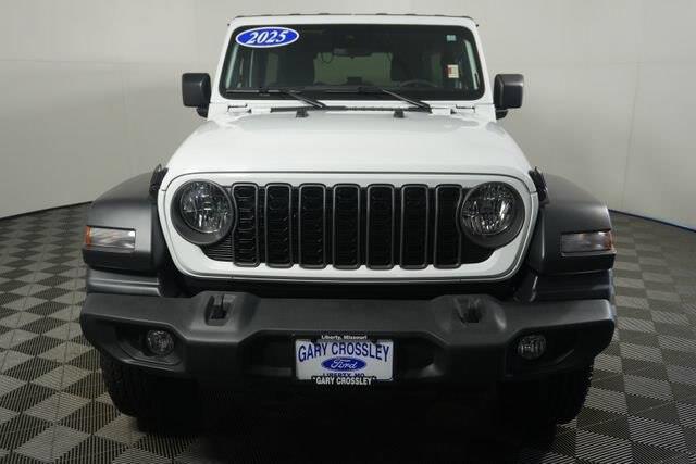2025 Jeep Wrangler - $28,000