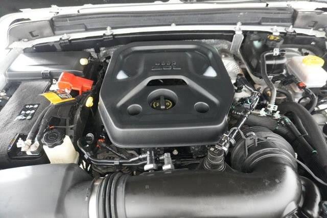 2025 Jeep Wrangler - $28,000