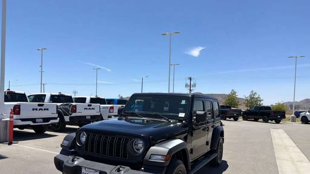 2025 Jeep Wrangler Sport