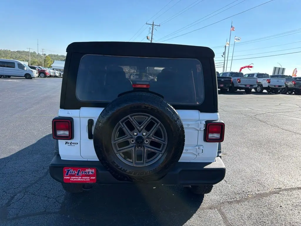 2024 Jeep Wrangler - $24,933