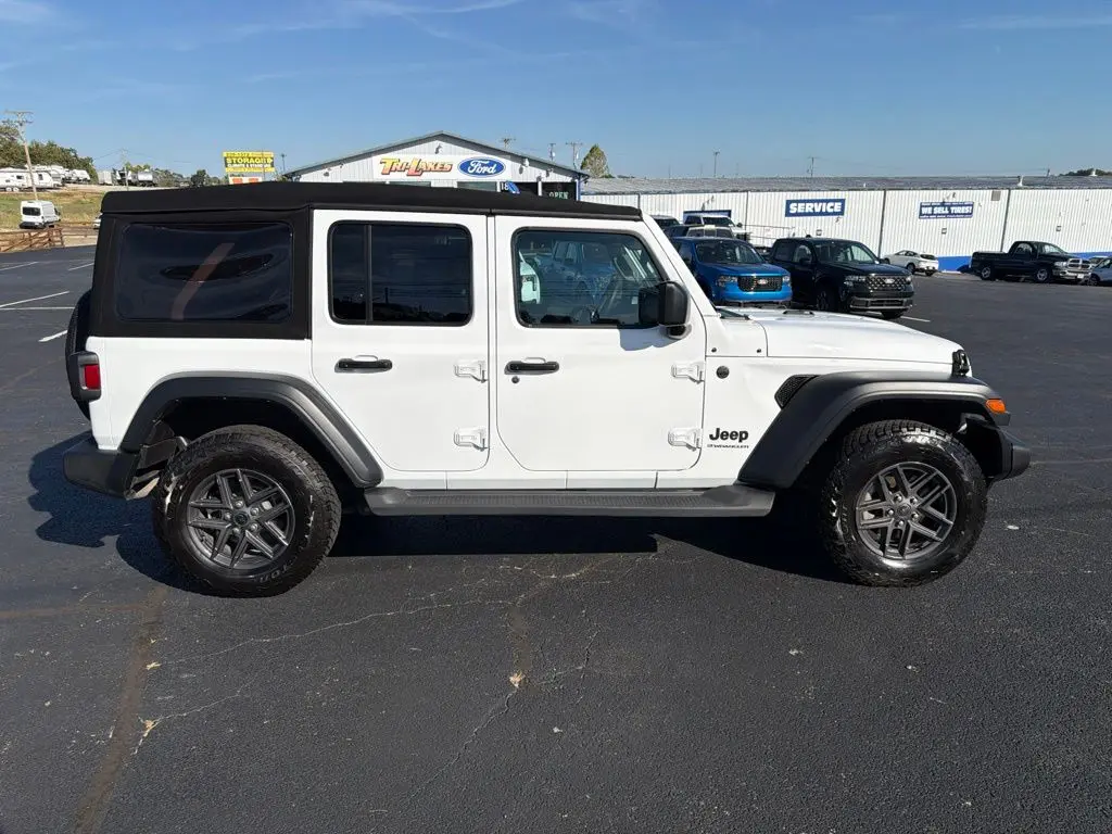 2024 Jeep Wrangler - $24,933