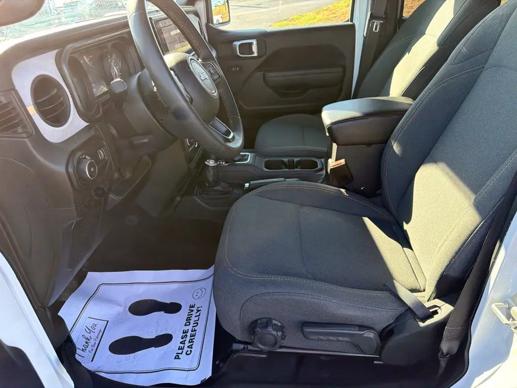 2024 Jeep Wrangler - $24,933