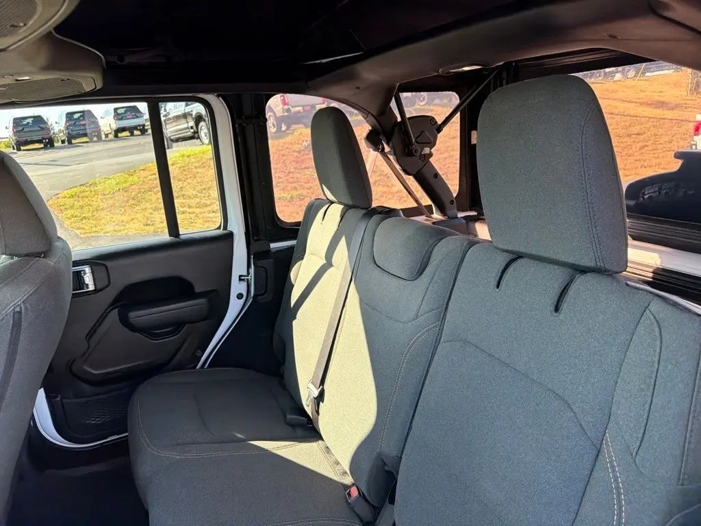 2024 Jeep Wrangler - $24,933