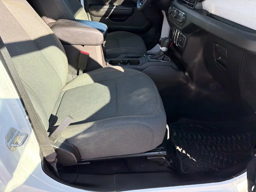 2024 Jeep Wrangler - $24,933