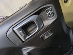 2025 Wrangler Thumbnail 15