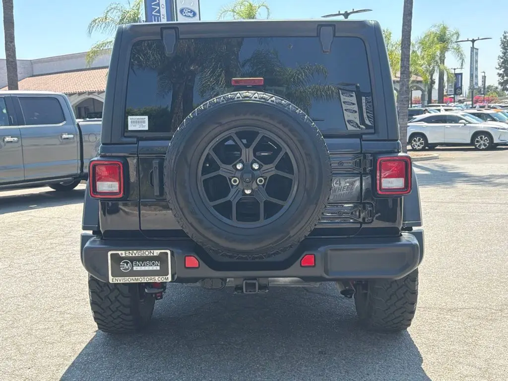 2025 Jeep Wrangler - $34,988