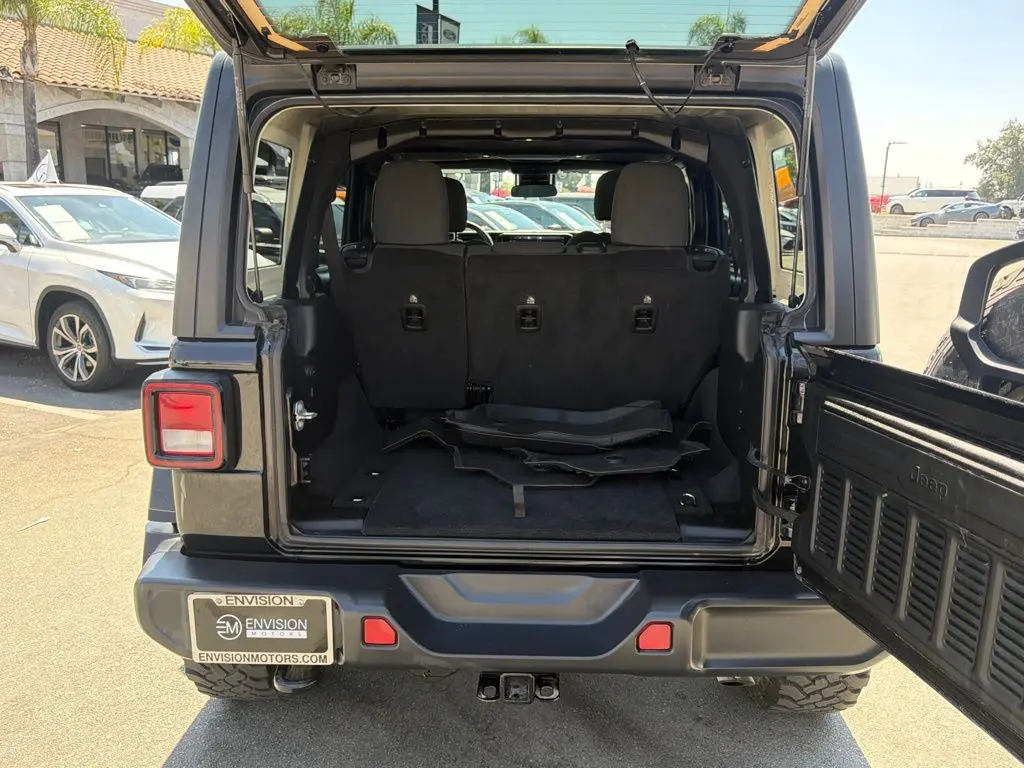 2025 Jeep Wrangler - $34,988