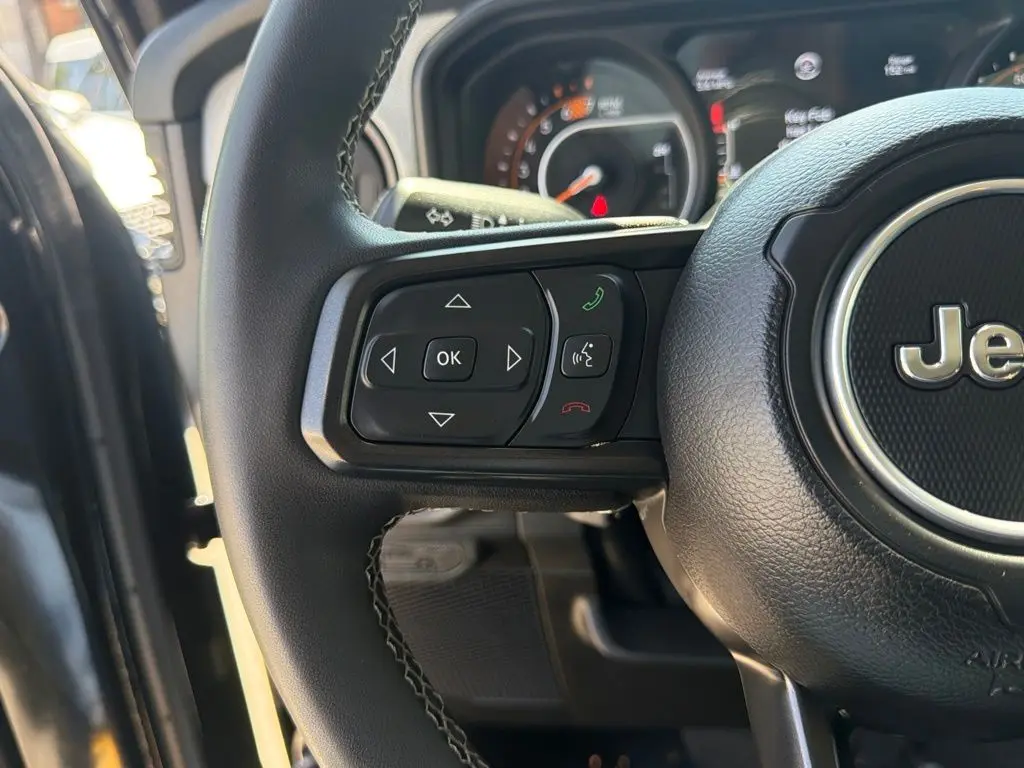 2025 Jeep Wrangler - $34,988