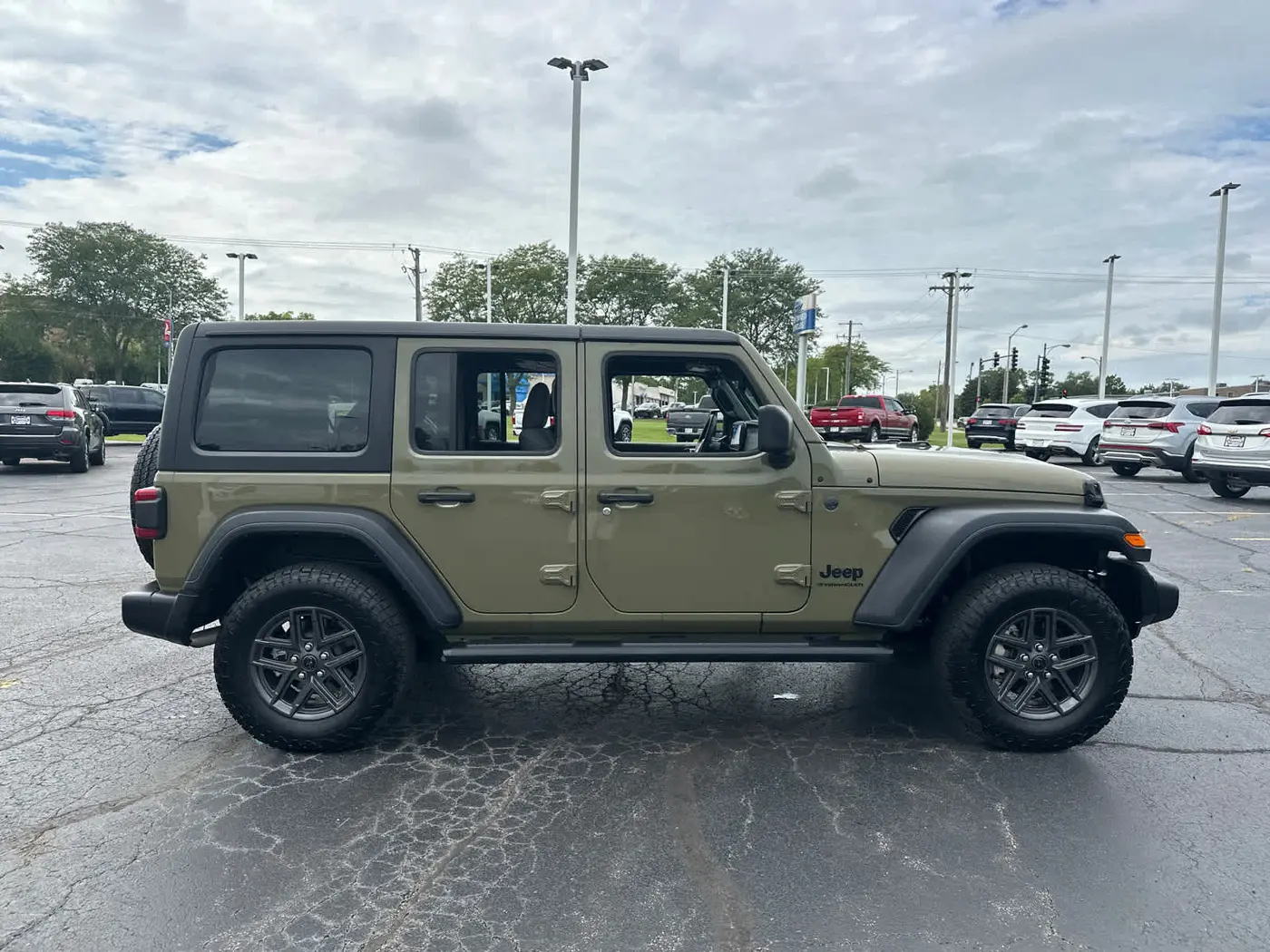 2025 Jeep Wrangler - $33,990