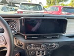 2025 Wrangler Thumbnail 18