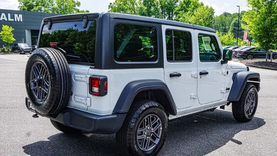 2025 Jeep Wrangler Sport S