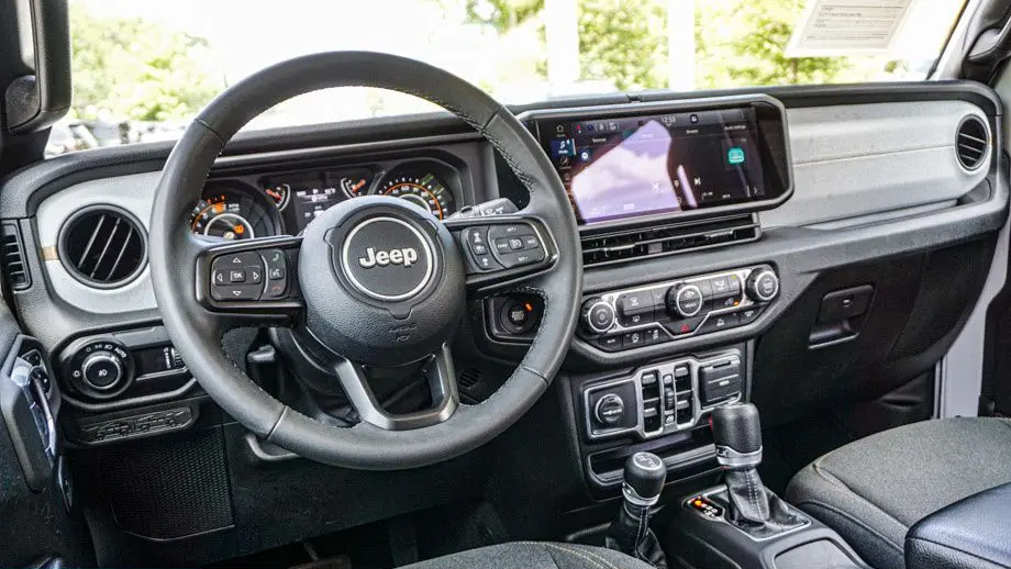 2025 Jeep Wrangler Sport S