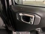 2025 Wrangler Thumbnail 34