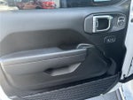 2025 Wrangler Thumbnail 17