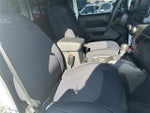 2025 Wrangler Thumbnail 22