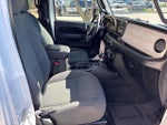 2025 Wrangler Thumbnail 16