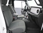 2025 Wrangler Thumbnail 16