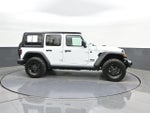 2025 Wrangler Thumbnail 26