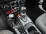2025 Wrangler Thumbnail 32