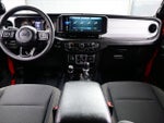 2025 Wrangler Thumbnail 15
