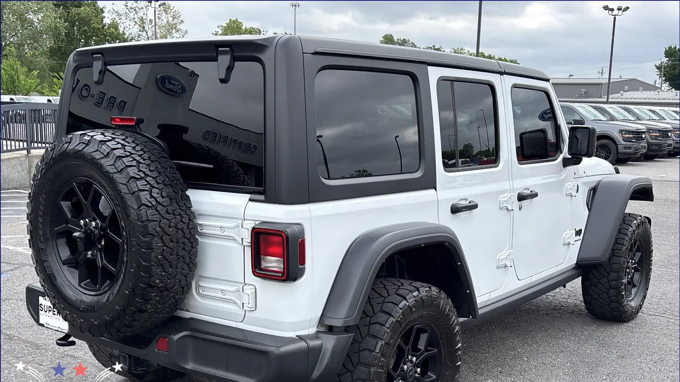 2024 Jeep Wrangler Willys