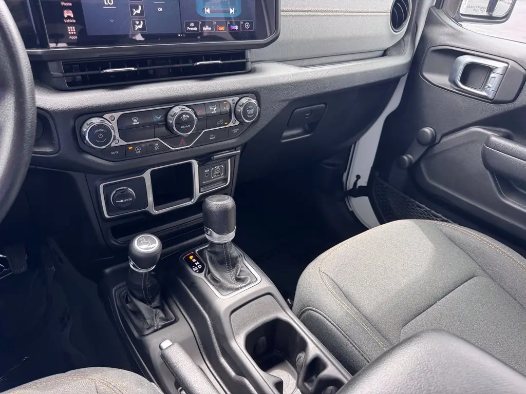 2024 Jeep Wrangler - $30,000