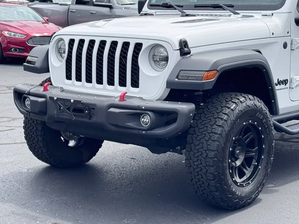 2024 Jeep Wrangler - $30,000
