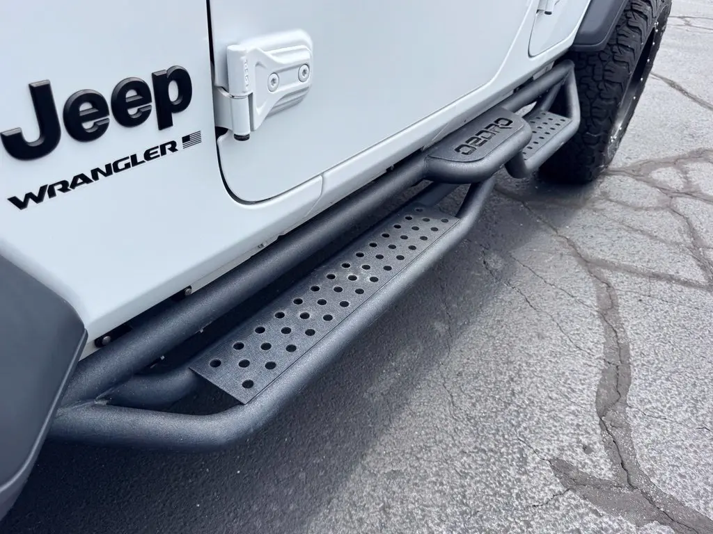 2024 Jeep Wrangler - $30,000