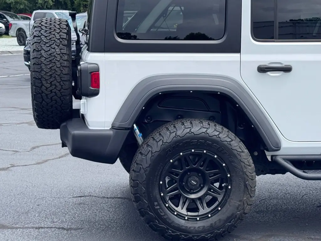 2024 Jeep Wrangler - $30,000