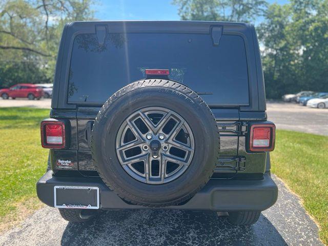 2024 Jeep Wrangler - $31,950