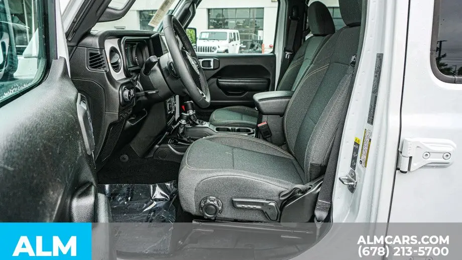 2025 Jeep Wrangler Sport S