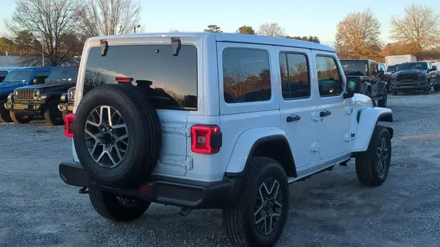 2025 Jeep Wrangler Sahara